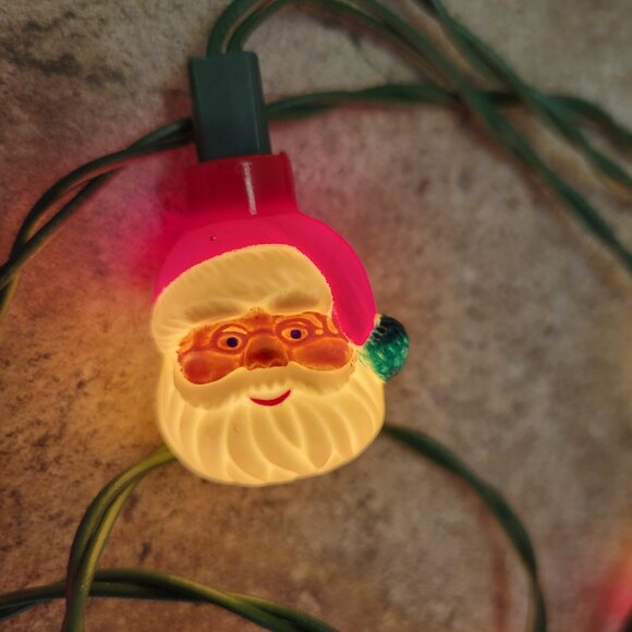 VTG Christmas Tree Santa Claus Blow Mold String Lights Working - Picture 1 of 3